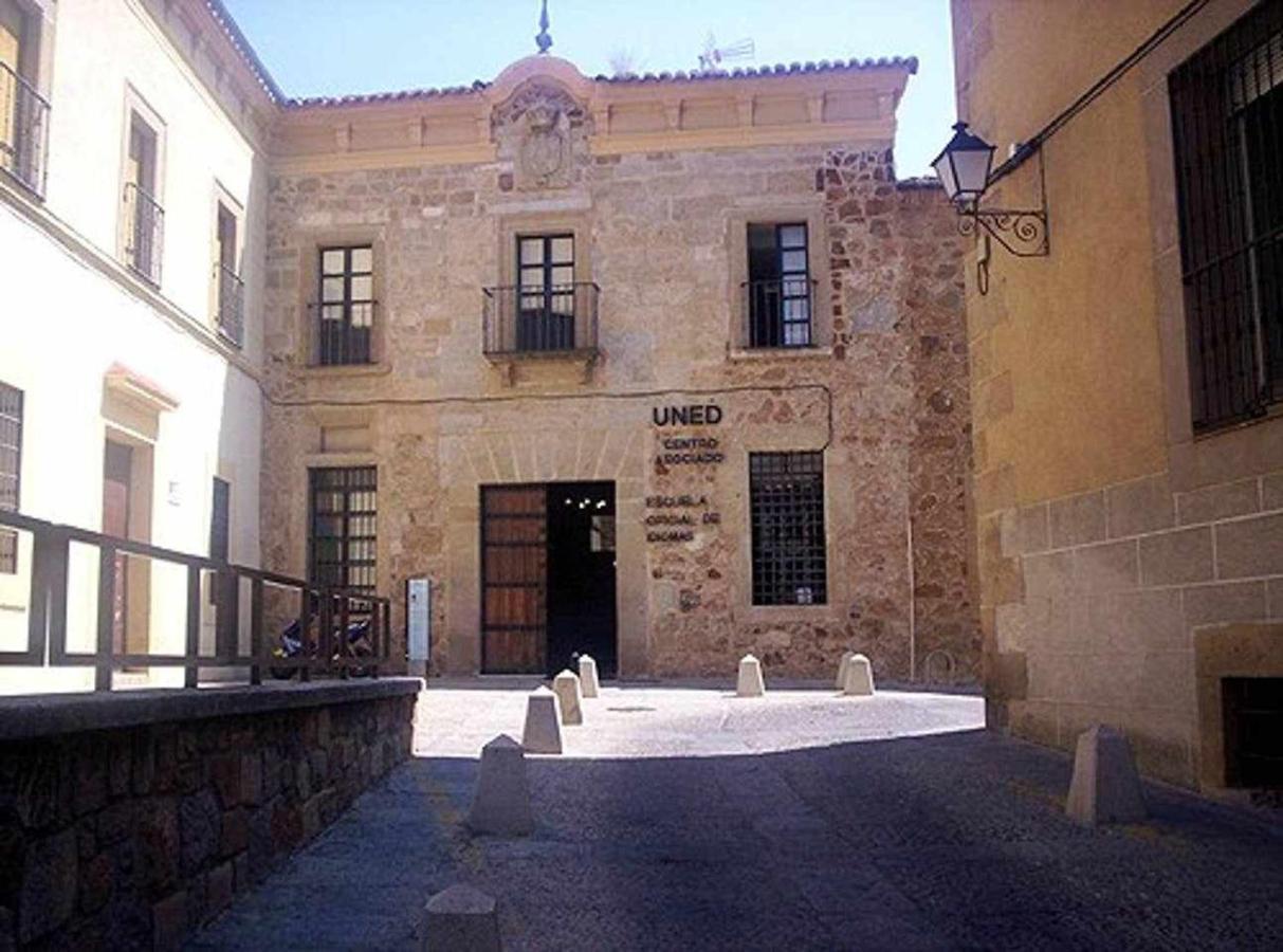 Plasencia Santa Ana Apartment Exterior photo